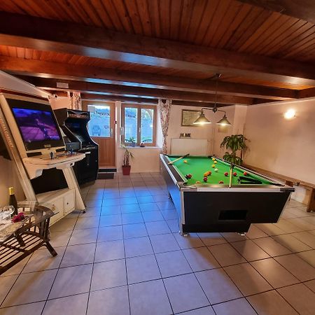Gite Bruyere, 2 A 5 Personnes Avec Salle De Jeux Et Spa Dans La Residence فينترون المظهر الخارجي الصورة